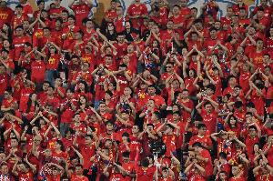 青島海牛賀信銅梁龍：祝賀重慶足球開啟新篇章 期待未來加強合作