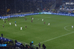 一念神魔了！米蘭反擊，薩56單刀過掉鈴木彩艷但最終沒打進！