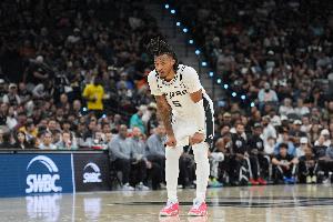 力克鵜鶘！卡斯?fàn)枺合Ｍ蜿牪灰耖_局5連勝時那樣變得松懈