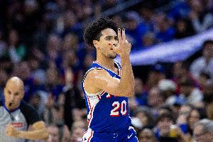 首秀出戰(zhàn)15分鐘！納斯：還未決定何時解除麥凱恩出場時間限制