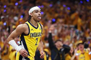 卡萊爾：內(nèi)姆哈德將在今天的比賽中復(fù)出 會密切關(guān)注他的上場時(shí)間