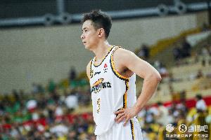 打了一輩子仗歇歇怎么了！趙繼偉5中0僅罰球得1分外加11助6失誤！