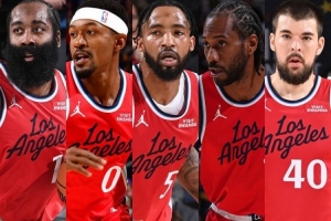 本季快船最常用的陣容進(jìn)攻效率120.9&防守效率131.8 凈效率-10.8