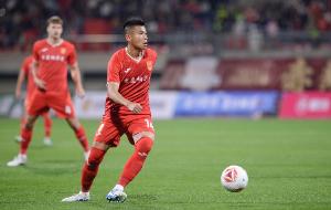 黃希揚(yáng)：希望在向余望們身上能實(shí)現(xiàn)全國球迷的愿望，走向世界杯