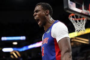 內線一霸！杜倫11中8高效砍下21分16籃板2搶斷2蓋帽