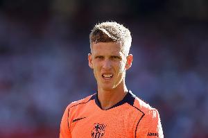 奧爾莫：萊萬(wàn)的表現(xiàn)對(duì)球隊(duì)很重要 卡薩多感到肌肉有些問(wèn)題