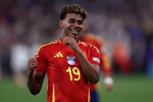 科貝：巴薩不理解西足協(xié)所表達的不滿，亞馬爾本人也認為該休息