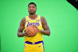 本賽季至今球員搶斷榜：卡森25次第1 戴森第2白帝第3 斯瑪特第4