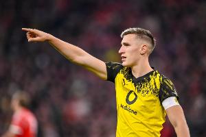 圖片報：多特擔(dān)心施洛特貝克不續(xù)約，拜仁等俱樂部關(guān)注球員情況