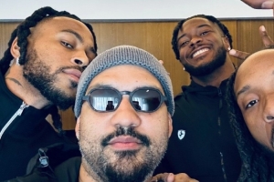 到位了！遼籃訓(xùn)練師華萊士社媒曬與莫蘭德&威爾斯合影