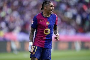 世體：拉菲尼亞有望下輪西甲復(fù)出，佩德里的情況則不那么樂(lè)觀