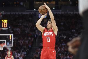 轉(zhuǎn)型高精尖！火箭賽季前9場(chǎng)的三分命中率42.8% 歷史最佳