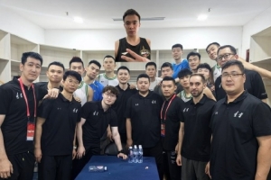 趙繼偉：昨天蹬地時(shí)清楚聽(tīng)到“??”的一聲 好在不是特別糟糕