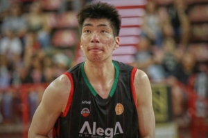 媒體人：上周賽事輪空所以余嘉豪回來打全運 俱樂部現(xiàn)要求他歸隊