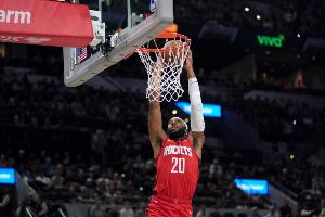 隊(duì)記稱贊奧科吉：我深受自私的角色球員的毒害 但他讓我耳目一新