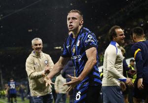 共和報(bào)：薩里夢(mèng)想為拉齊奧簽下弗拉泰西，但交易難度很大