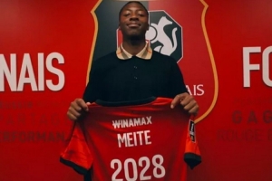 斯基拉：米蘭球探考察雷恩18歲前鋒梅特，本賽季2球2助