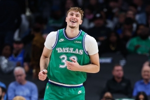 阿里納斯：弗拉格才18&他得分基本都上雙 除非受傷否則他不會水