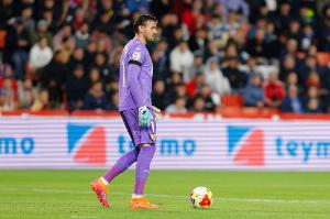 阿斯：瓦倫門將稱隊(duì)友因合同條款獲得上場機(jī)會(huì)，引發(fā)更衣室不滿