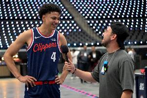 科比·桑德斯談獲出場(chǎng)機(jī)會(huì)：我就是上場(chǎng)比賽 全力以赴&從防守做起