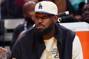 Skip：湖人少了他們第三好的球員 那位正鬧情緒的“國(guó)王”