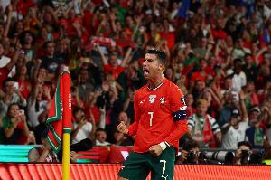 馬丁內(nèi)斯談C羅：不應(yīng)著眼于最后一屆世界杯，而應(yīng)關(guān)注他已參加5屆