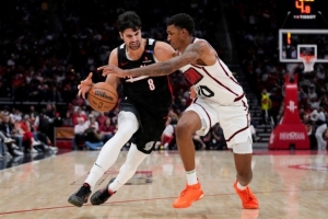 周五競彩籃球強檔：開拓者對決火箭 后場雙槍大戰(zhàn)“長人陣”