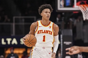 布克在太陽的角色，杰倫·約翰遜的超級三雙