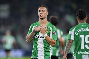 不公平！球迷：亞馬爾提名普斯卡什的進球安東尼有10個，但沒提名