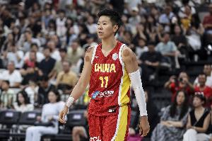 解說：女籃換血期要涌現(xiàn)更多弄潮兒 再來個(gè)黃思靜這模子的球員吧