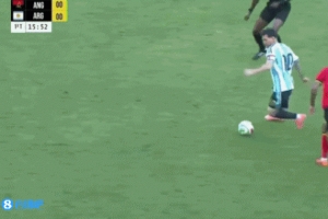 友誼賽這強(qiáng)度？梅西遭安哥拉球員背后剪刀腳，阿爾馬達(dá)眉骨被打破