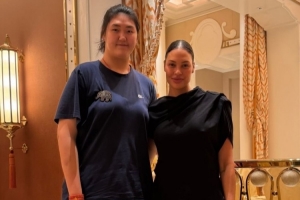 坎貝奇曬與張子宇的合照：我的寶貝妹妹 務(wù)必保護(hù)她