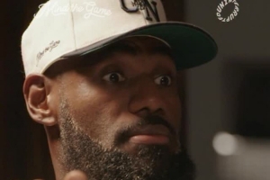 詹姆斯預(yù)告庫(kù)里做客《球場(chǎng)大腦》下周播出第二集：必須錄兩集！