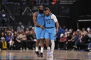 小里弗斯：鮑威爾上賽季幾乎就是快船二當(dāng)家 比爾現(xiàn)在跟他沒(méi)法比