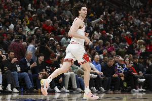 26+12+13！吉迪公牛生涯第10次砍下三雙 隊(duì)史喬丹和皮蓬后首人