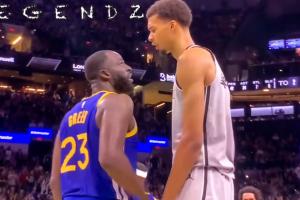 文班隔扣后怒吼！追夢回應(yīng)：你這個(gè)混蛋&垃圾！文班：在你頭頂