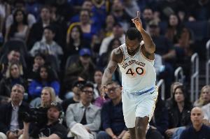 下份合同多少？巴恩斯本季三項(xiàng)命中率均創(chuàng)生涯新高 明夏合同到期