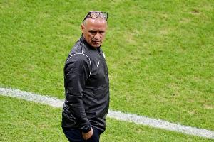 0-6慘??！斯洛伐克主帥：我們很難跟上對(duì)手，將好好準(zhǔn)備附加賽