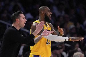 雷迪克：詹姆斯一旦狀態(tài)恢復(fù) 場(chǎng)均時(shí)間可能會(huì)達(dá)到35分鐘左右