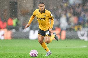 預(yù)計(jì)5000萬歐！葡媒：曼聯(lián)想1月簽狼隊(duì)中場戈麥斯，球員愿意加盟