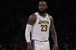 美記提醒：詹姆斯連續(xù)1292場比賽得分上雙的紀錄可能不保啊