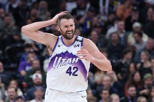 樂福：我現(xiàn)在是老將導師 很高興可以指導&陪伴貝利這些年輕人成長