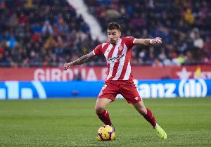 記者：赫羅納邊鋒波圖膝蓋受傷，可能賽季報銷