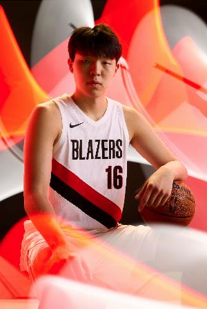 徐靜雨：瀚森值得更多的出場時(shí)間 開拓者應(yīng)以鍛煉新人為首要任務(wù)