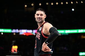 媒體人：武切維奇三分一錘定音 背靠背開拓者離大逆轉(zhuǎn)就差一點(diǎn)