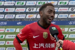 制勝球助海港奪冠！加布里埃爾：下賽季很想留下，我們團(tuán)結(jié)一心