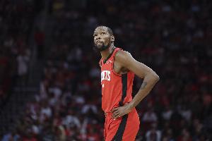 死神沒上班！杜蘭特今天第四節(jié)出戰(zhàn)7分鐘 投籃3中0 沒有得分