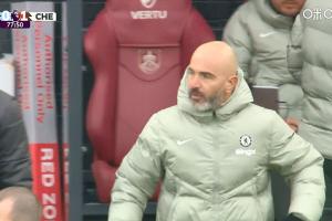 比賽第78分鐘，馬雷斯卡不滿裁判判罰，吃到一張黃牌