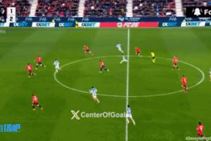 這腳太牛了！皇家社會巴雷內(nèi)切亞中圈吊射破門，打進(jìn)超級世界波