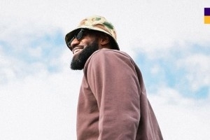 出征客場！湖人官推曬登機(jī)照：快速造訪猶他州